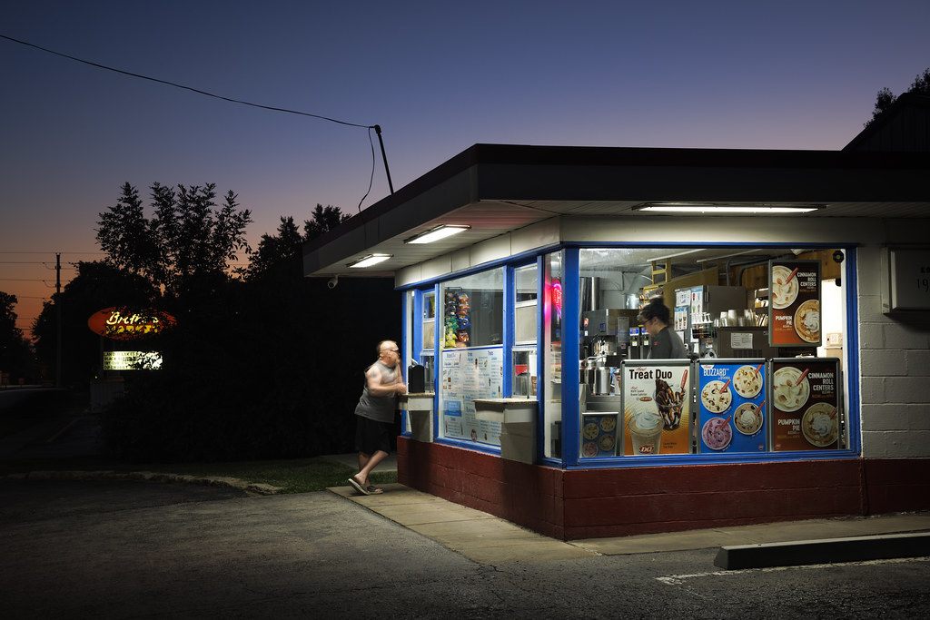 Dairy Queen Dusk Dairy Queen in Windsor, Missouri. Photogr… Flickr