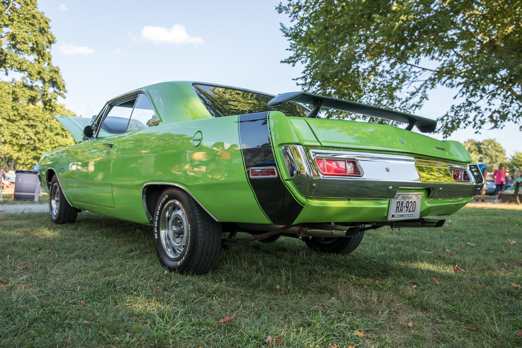 Dodge Dart Auto Show, Colchester, Connecticut. huzzahs Flickr