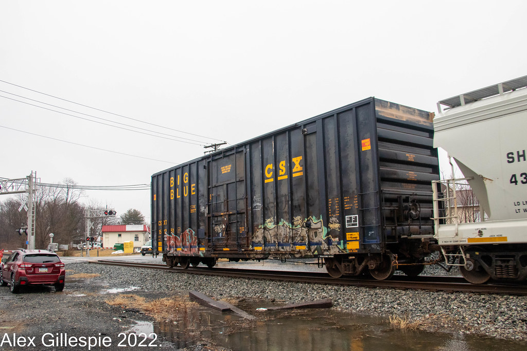CSX Boxcar 4 Big Blue CSX Boxcar brings up the rear of the… Flickr