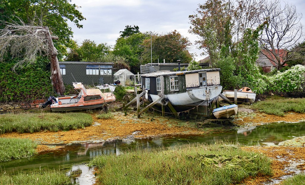 Boats on the Creek Boats at the end of Hayling Islands Fis… Flickr