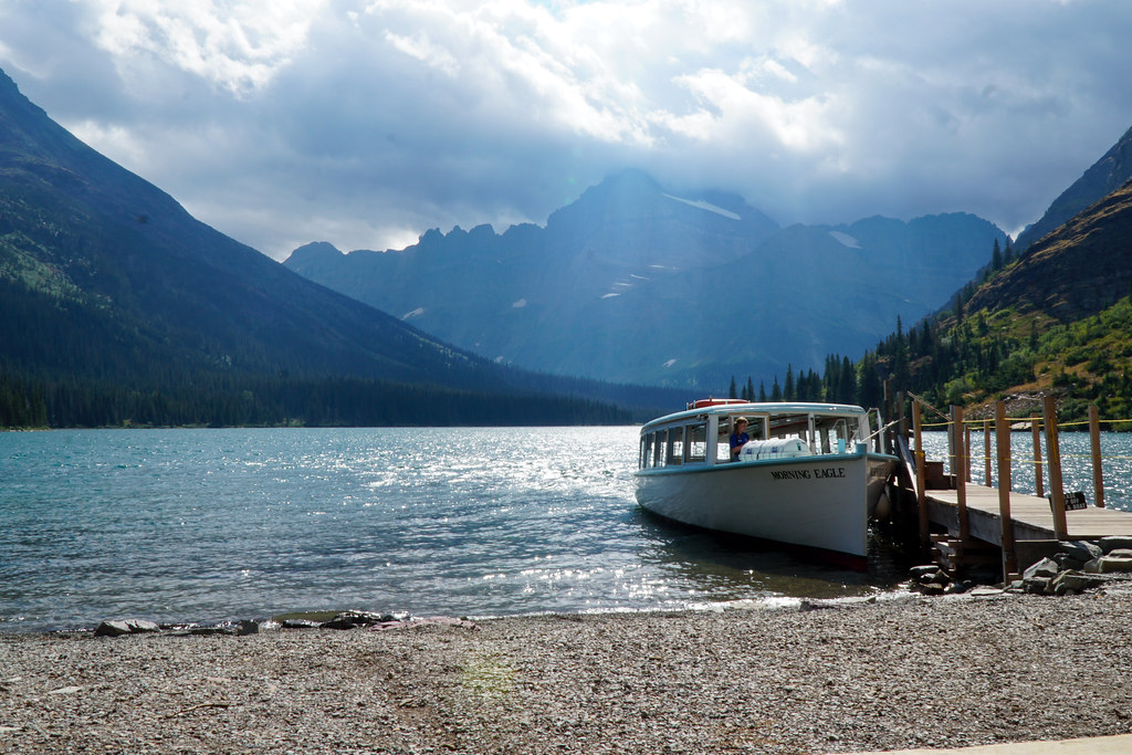 Lake Josephine Shoreline Shoreline of Lake Josephine towar… Flickr