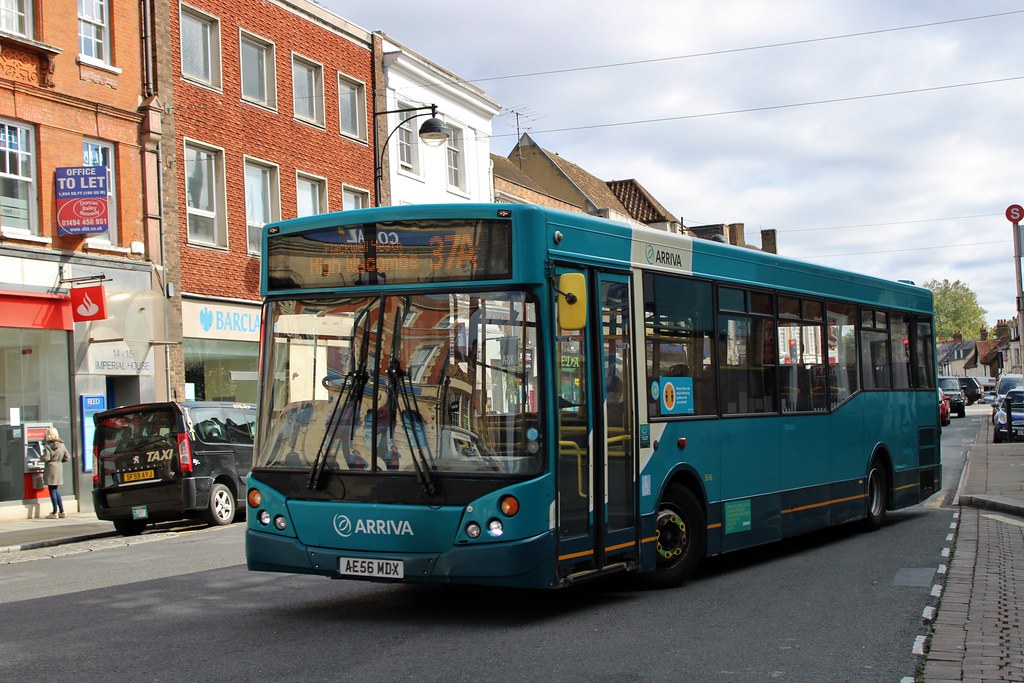 Arriva Beds and Bucks 3646 AE56 MDX Lee Calder Flickr