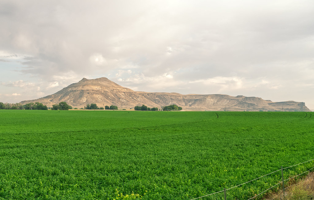 Mitchell Butte Vantage point from a farm in Owyhee, Oregon… Todd Ar Flickr