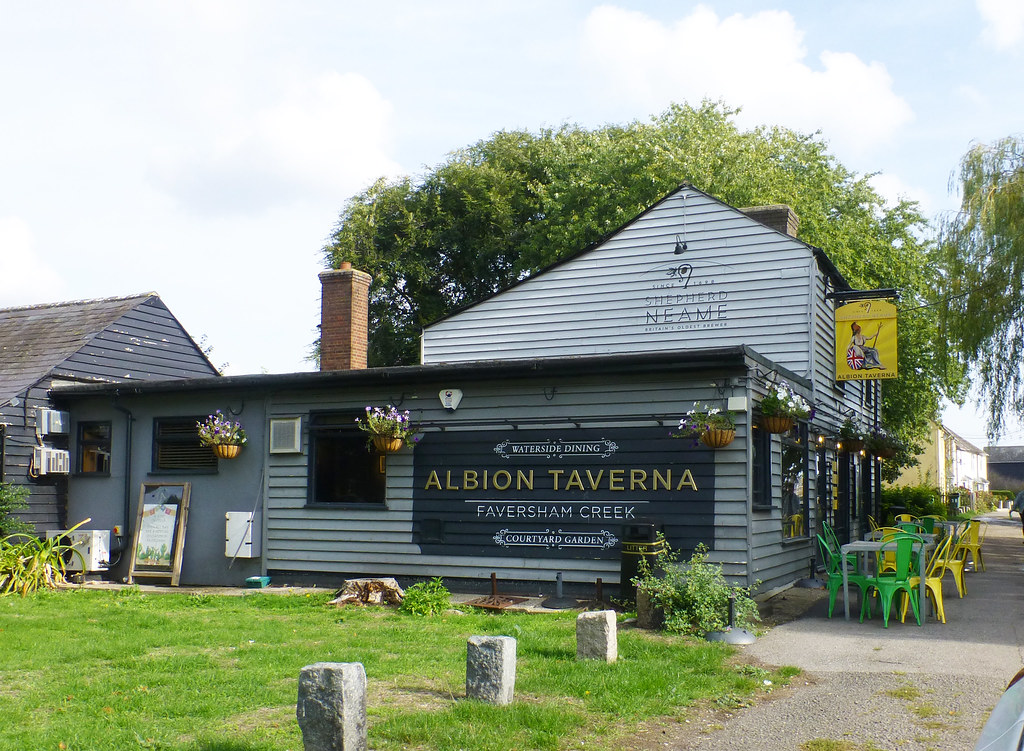 Albion Taverna, Faversham. 2022 Front Brents, Faversham,… Flickr