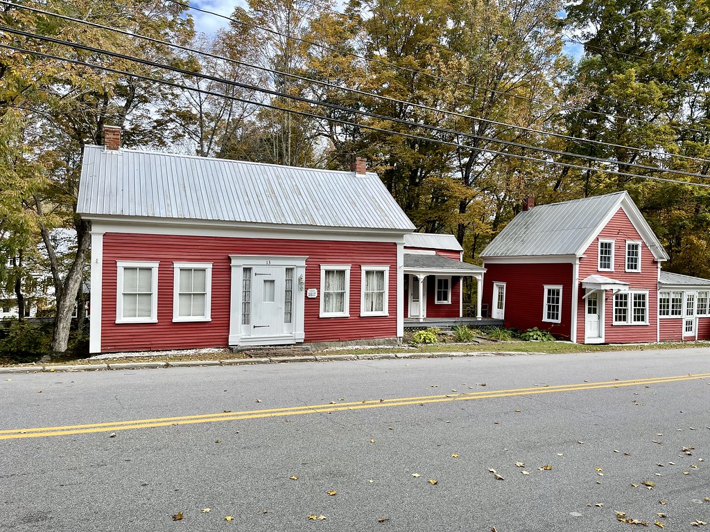 Old House. Built c. 1817. Freedom, New Hampshire. devtmefl Flickr
