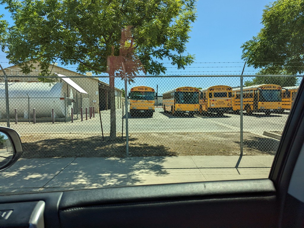 Earlimart School District Bus Lot saftlinerc2 Flickr