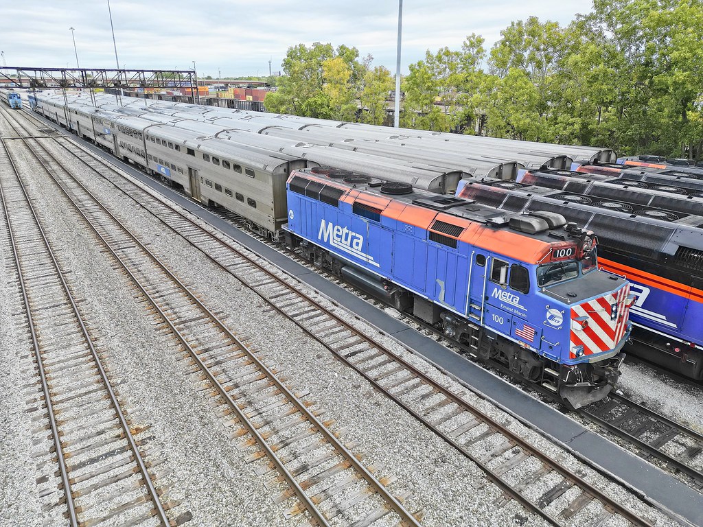 metra 100 Blue Island, IL. Ed coats Flickr