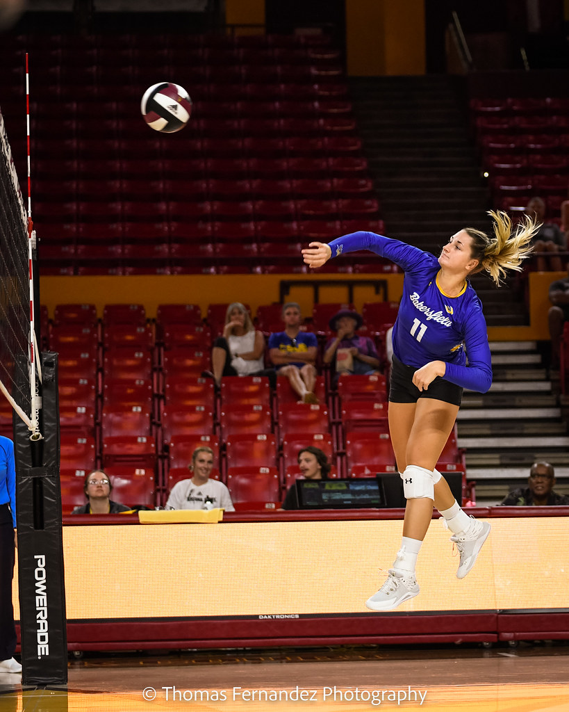 Volleyball CSU Bakersfield vs Toledo TommyT.Photo Flickr