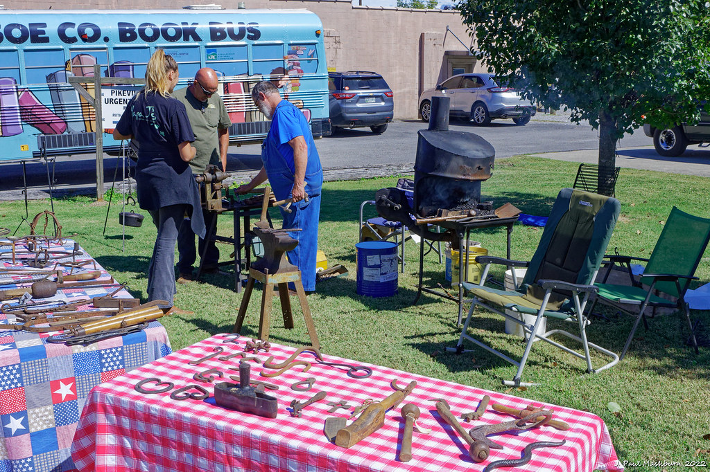 Pikeville Fall Festival 2022 (13) At the Pikeville, TN Fal… Flickr