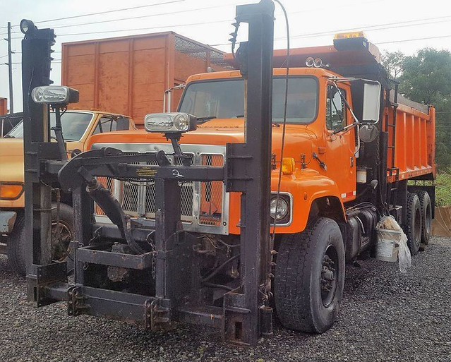 Town of Camillus, NY 2000 International 2674 6x4 dumpplow… Flickr