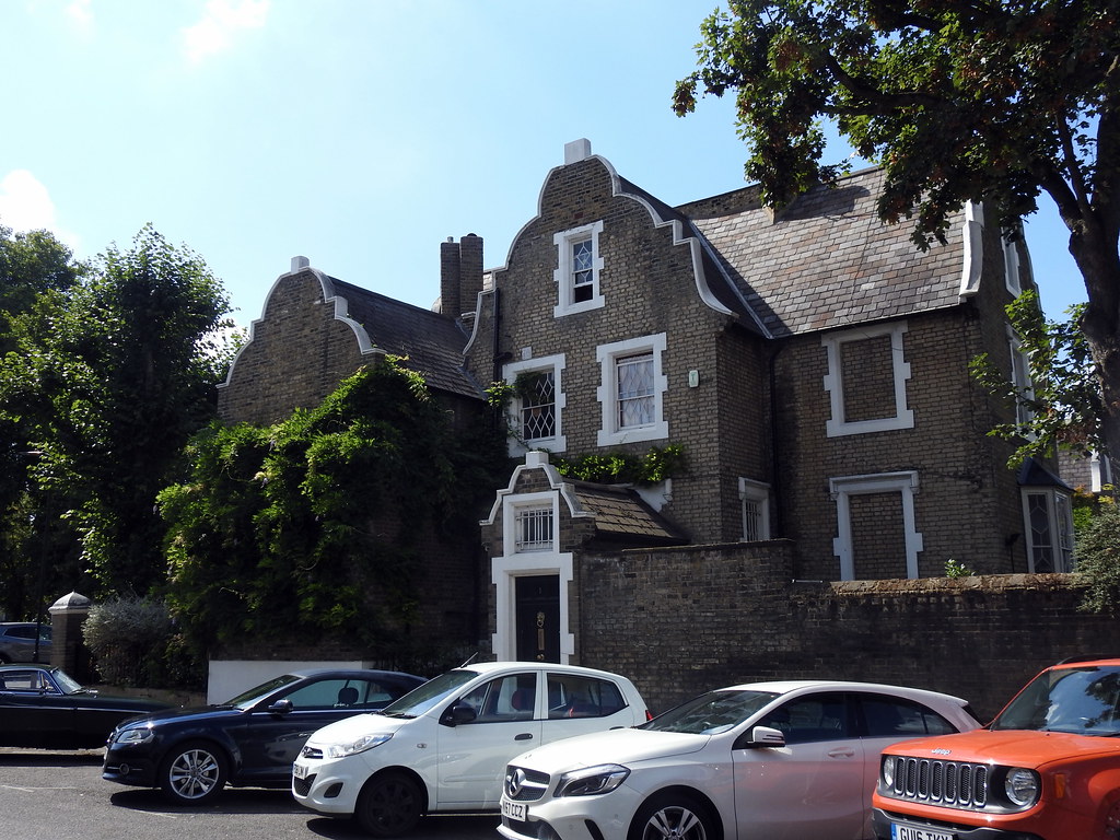 1 De Beauvoir Square De Beauvoir Square, London. Built 183… Reading