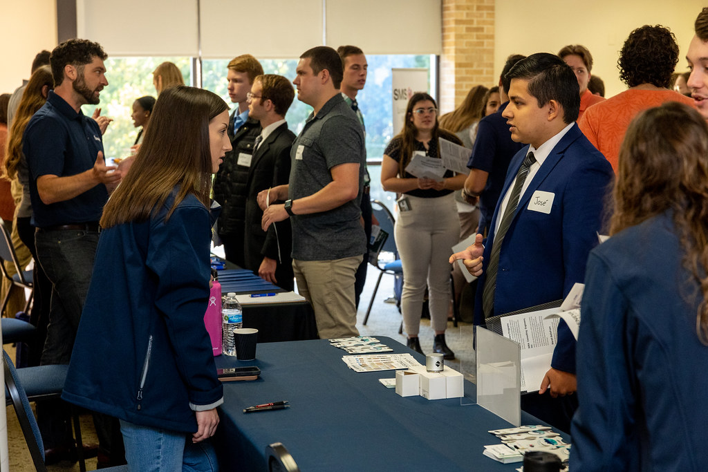 20221003 Engineering Job Fair0513 geneva.college Flickr