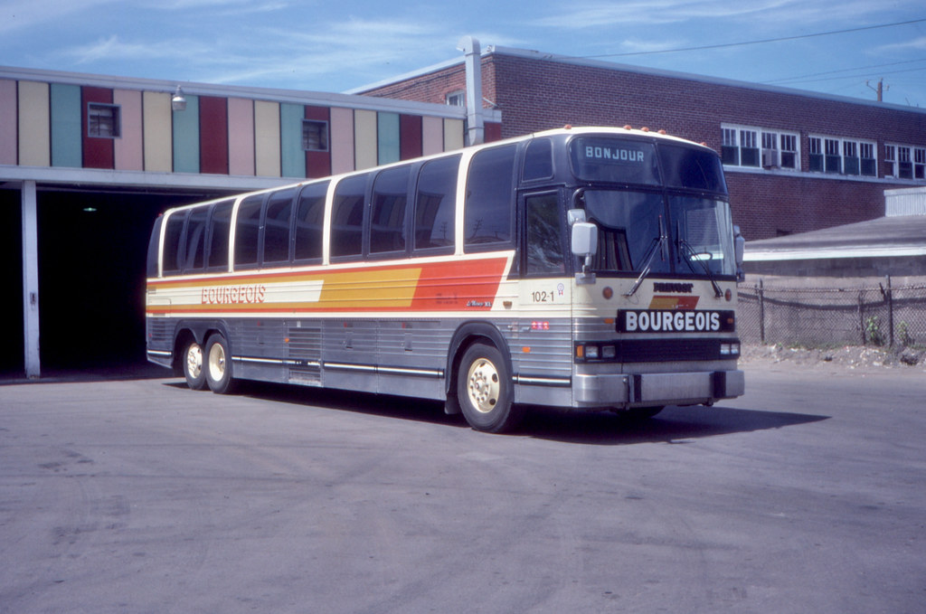 16451T Autobus Drummondville dba Bourgeois 1021 Drumm… Flickr