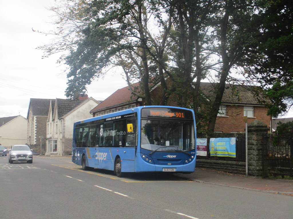 67435 SL63GBX Neath Road, Briton Ferry, Neath 4 Octo… Flickr