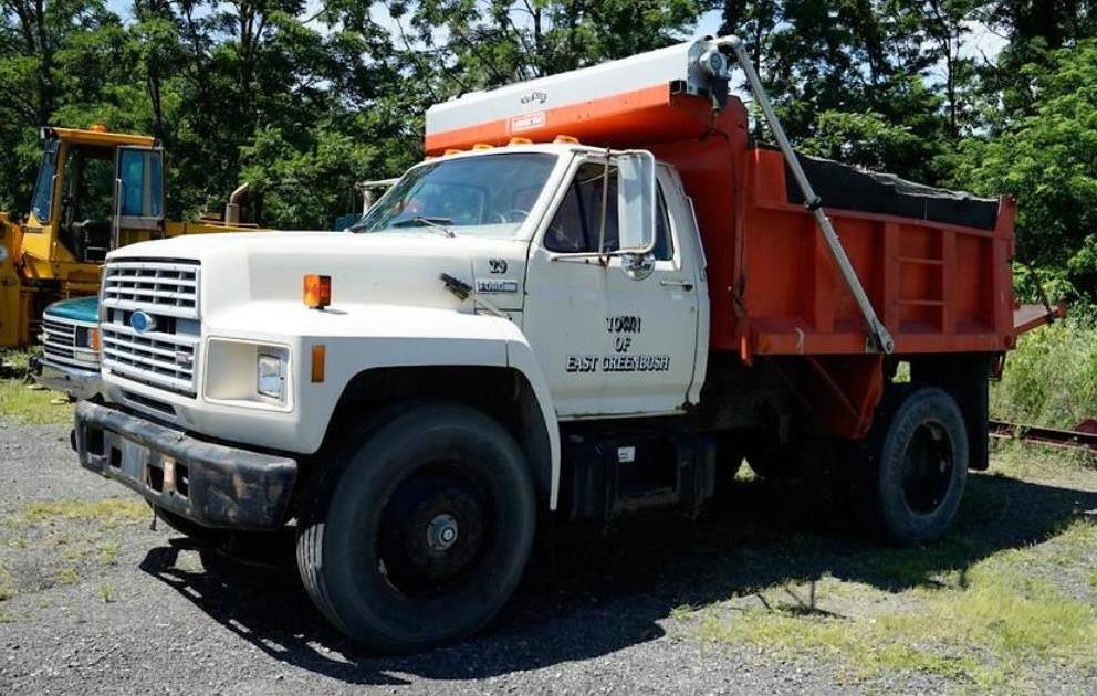 Town of East Greenbush, NY 1986 Ford F800 dump truck No… Flickr