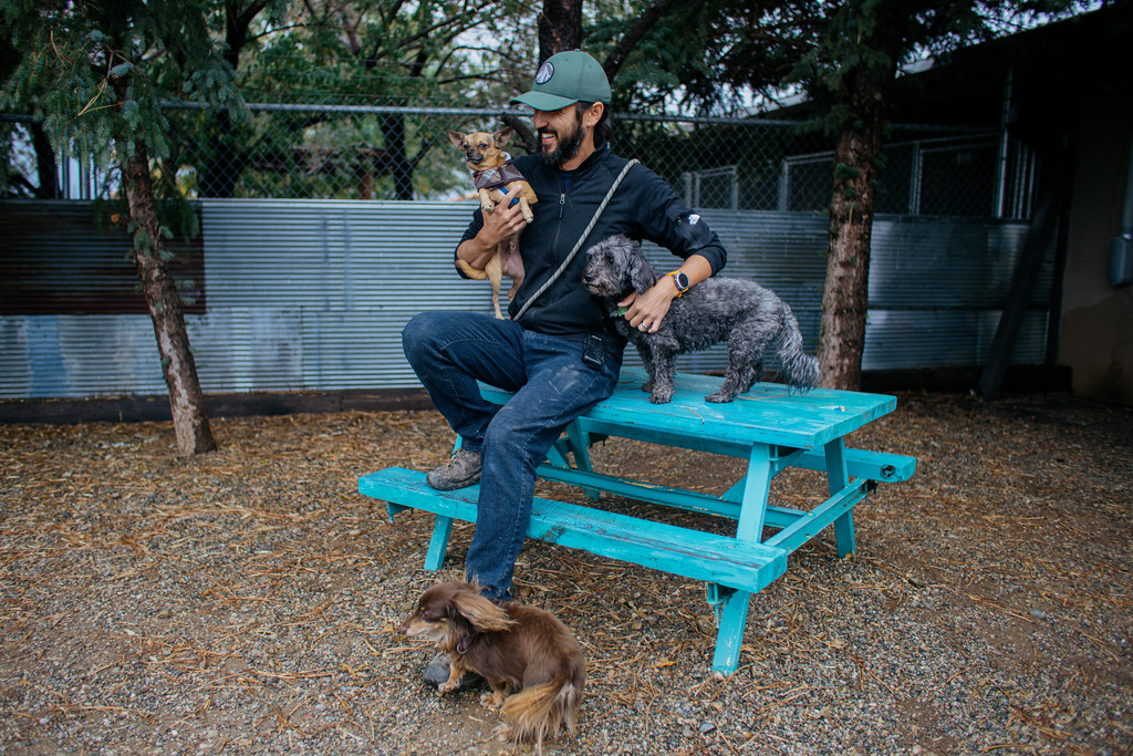 10,000 Wags Pet Resort Taos, New Mexico Canon FD 24mm f/1.… Flickr