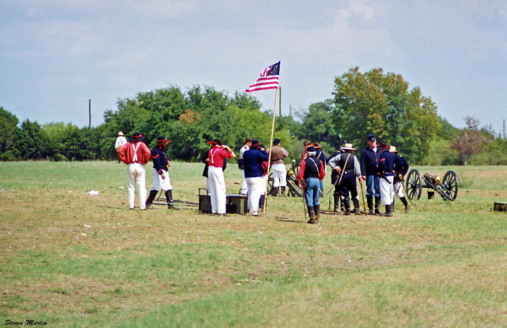 Union Artillerymen Set Up, Civil War Reenactment, 1998 Flickr