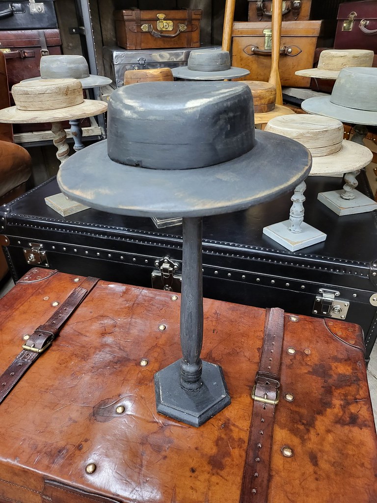Vintage hat stand 8 1740. 35x30x54h cm. £265 Matthew Draycott Flickr