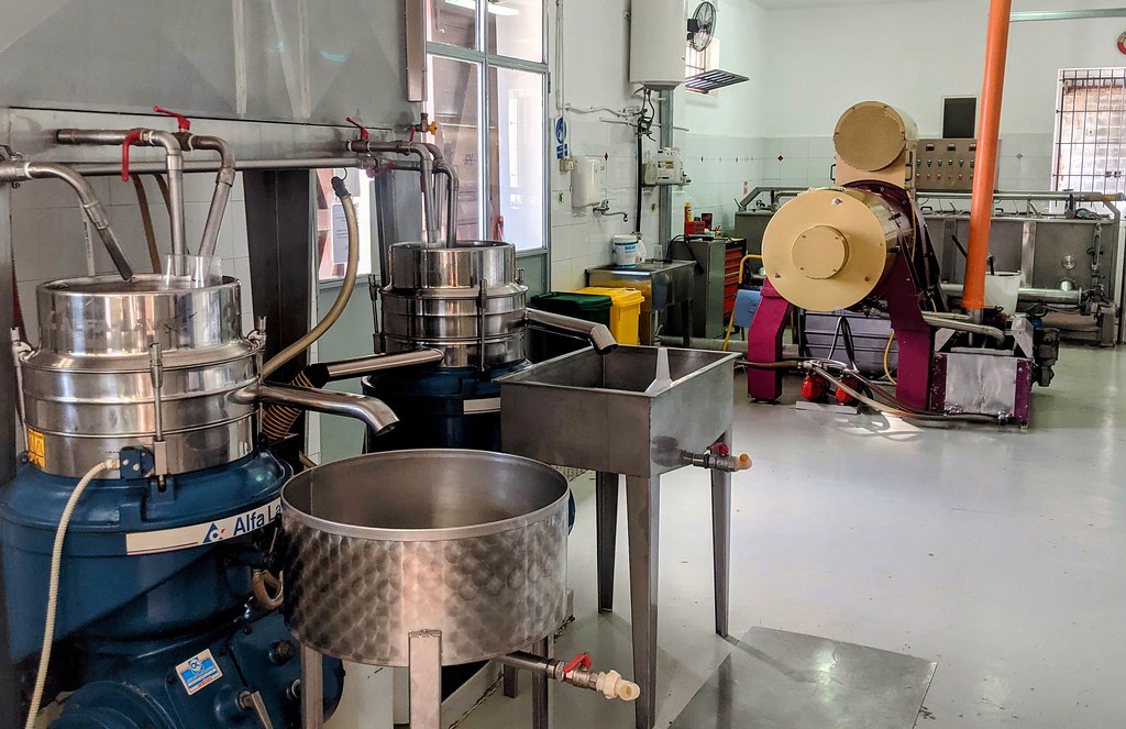 Olive oil processing equipment (Ranieri Frantoio Oleario, … Flickr