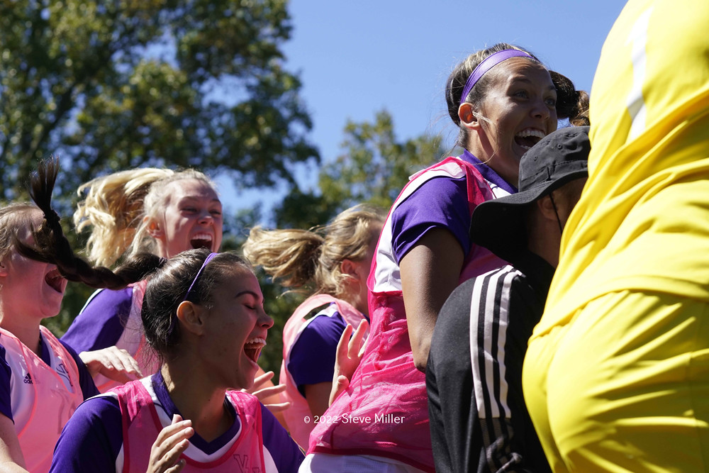 TC_BP68736x YOUNG HARRIS SOCCER WOMEN'S steve miller Flickr