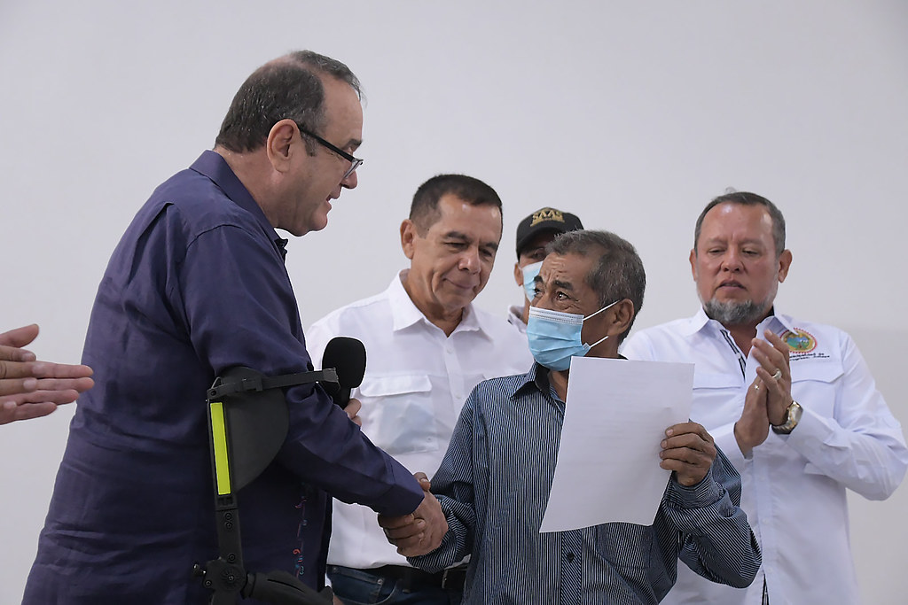 Presidente Giammattei inauguró el centro de acopio y transformación de