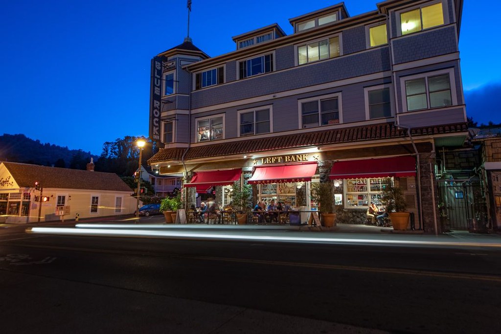 commercial real estate listings Light up your commercial r… Flickr