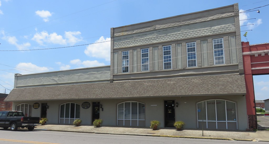 Commercial Building (Gadsden, Alabama) Located at 221219,… Flickr