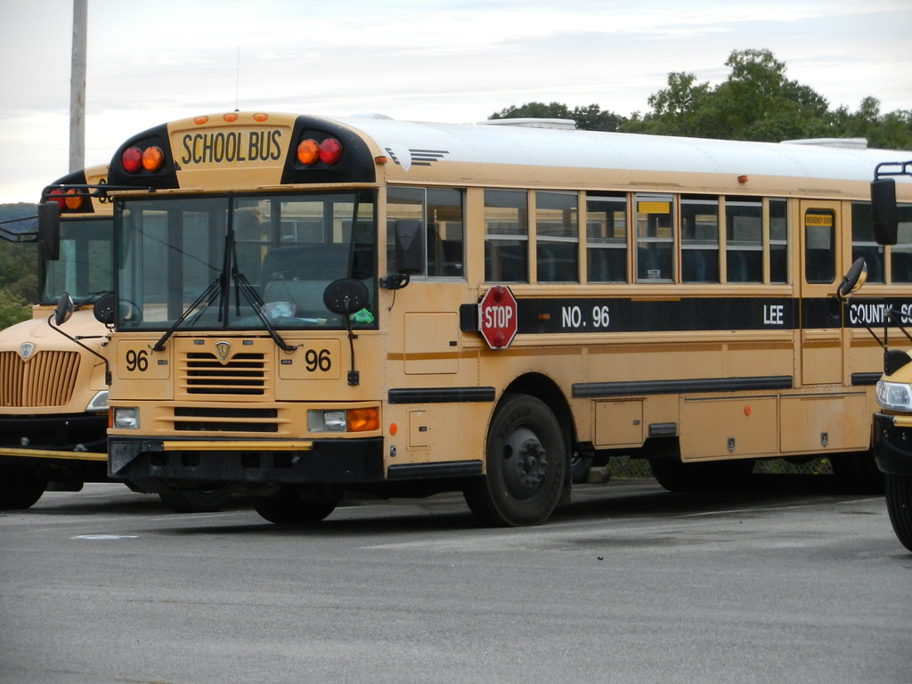 Lee County Schools 96 Bus lot Beattyville, KY Flickr
