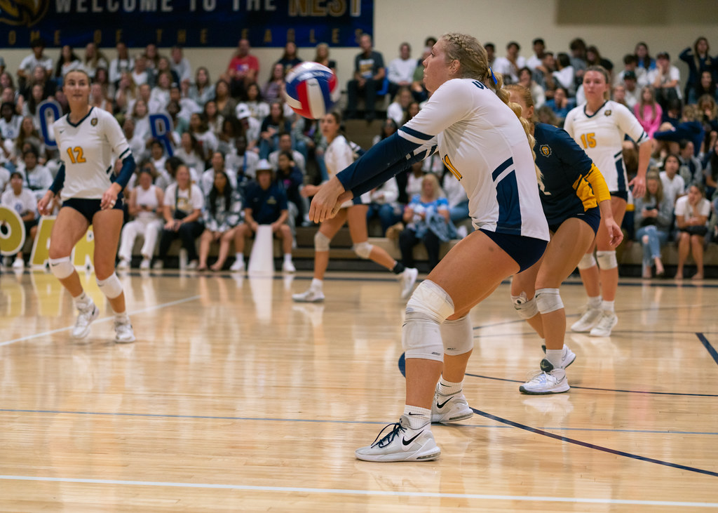 W Volleyball vs Westmont Oct 11 2022 Flickr