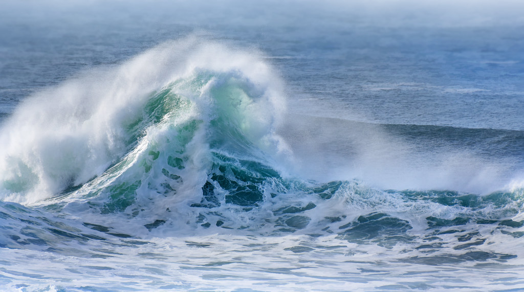 Surf At Depoe Bay Stunning surf action at Depoe Bay, Orego… Alberto
