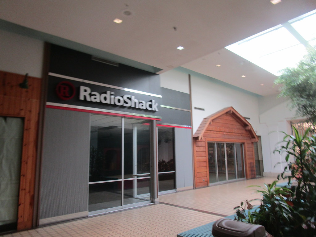 Signal Hill Mall Statesville, NC. March 2022. … Flickr