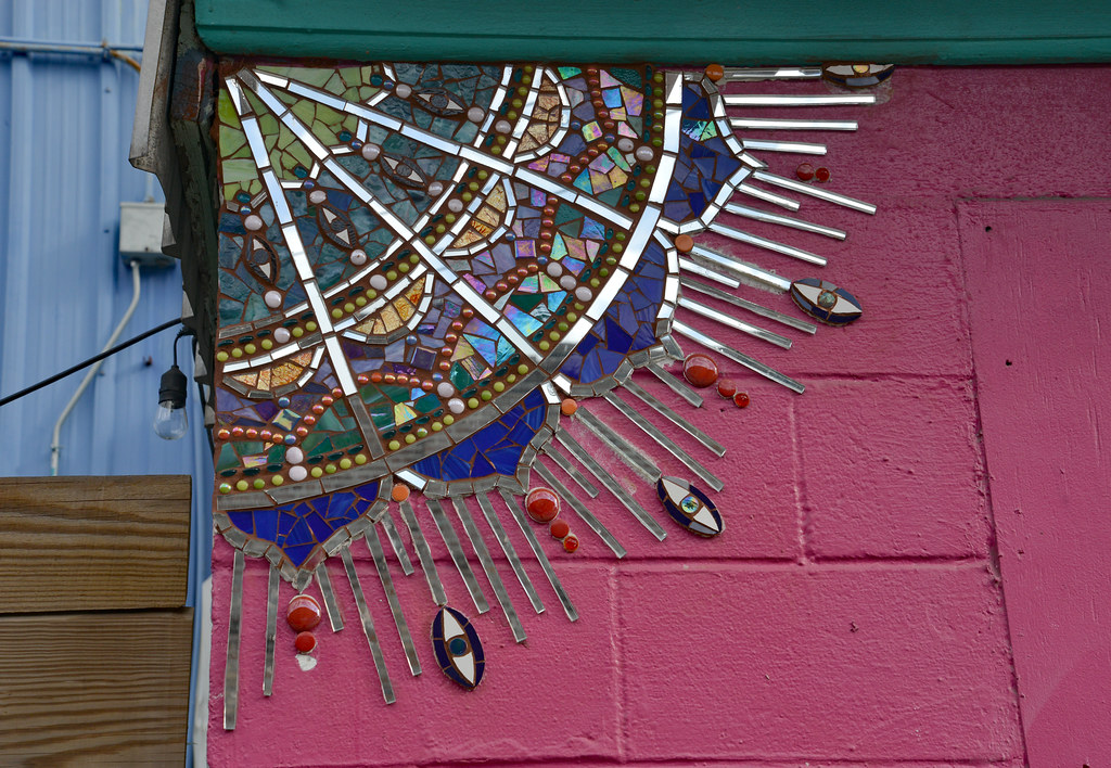 Beauty on the Edge We happened upon this creation… Flickr