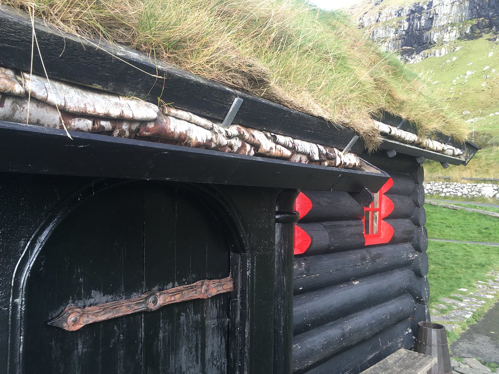 residence, Kirkjubøur. Mats Larsson Flickr