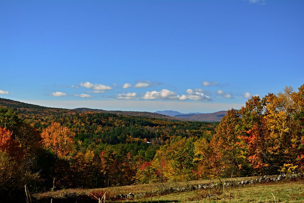 20221015TodaysColor0019 Parsonsfield / Cornish, Maine. P… Flickr