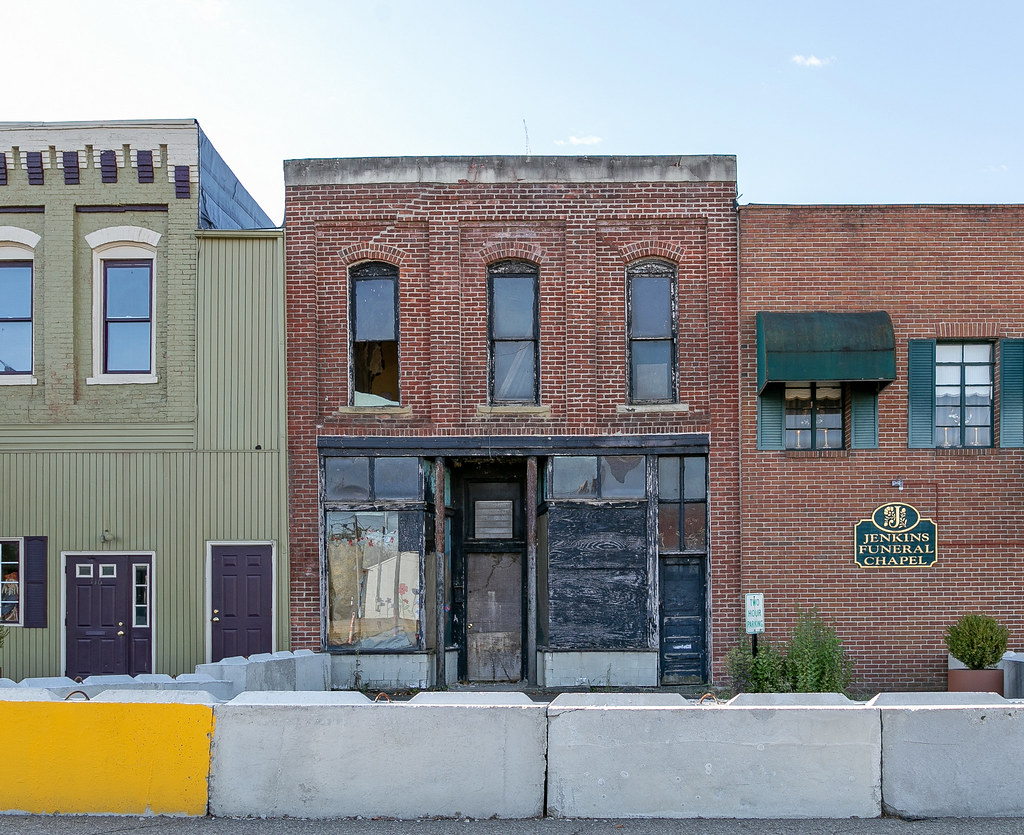 Building — Wellston, Ohio Christopher Riley Flickr