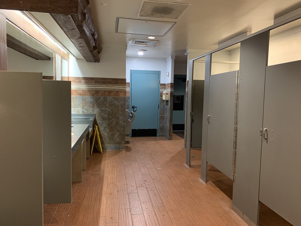 New France men's restroom Men's restroom New France hamlet… Flickr