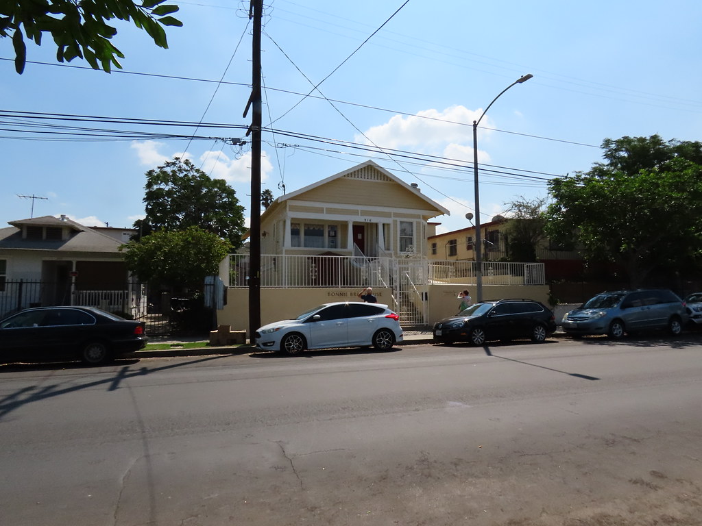 IMG_0253 Bonnie Brae house, LA Laban West Flickr