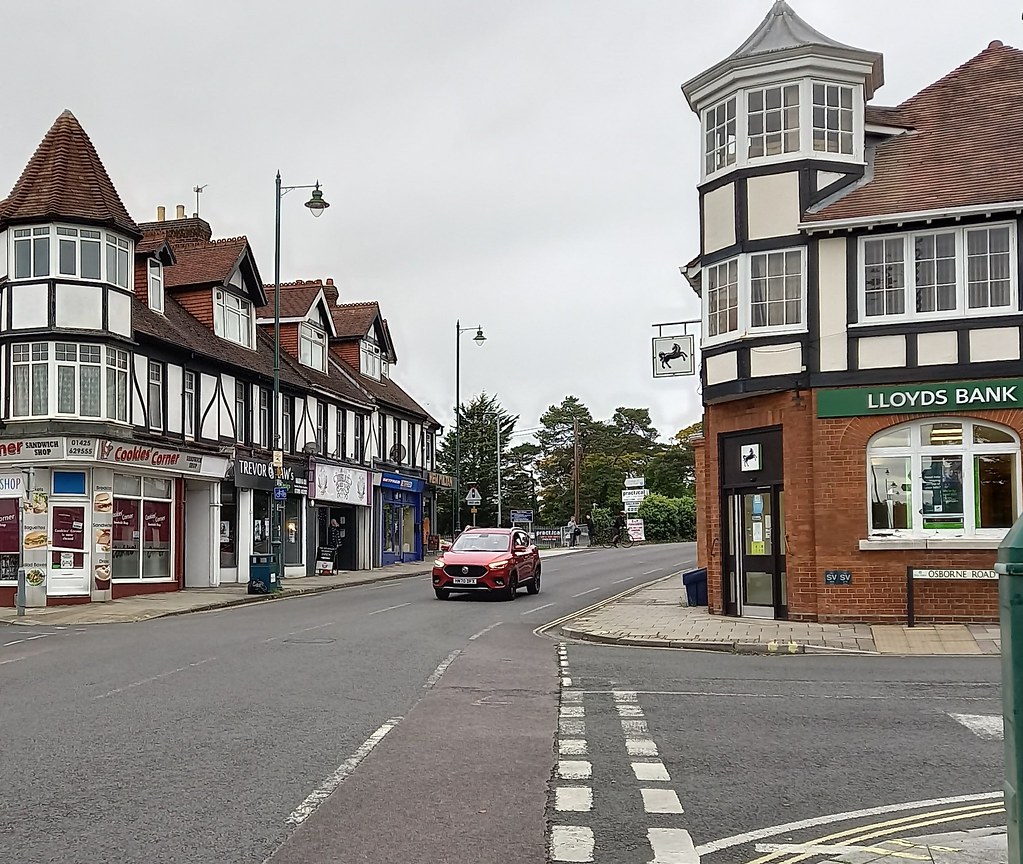 Station Road, New Milton Looking north Bournemouth Andy Flickr