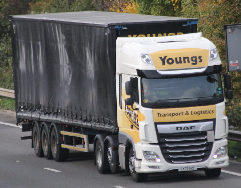 YOUNGS TRANSPORT EY71SZF M25 FLOWER LANE kevin vincent Flickr