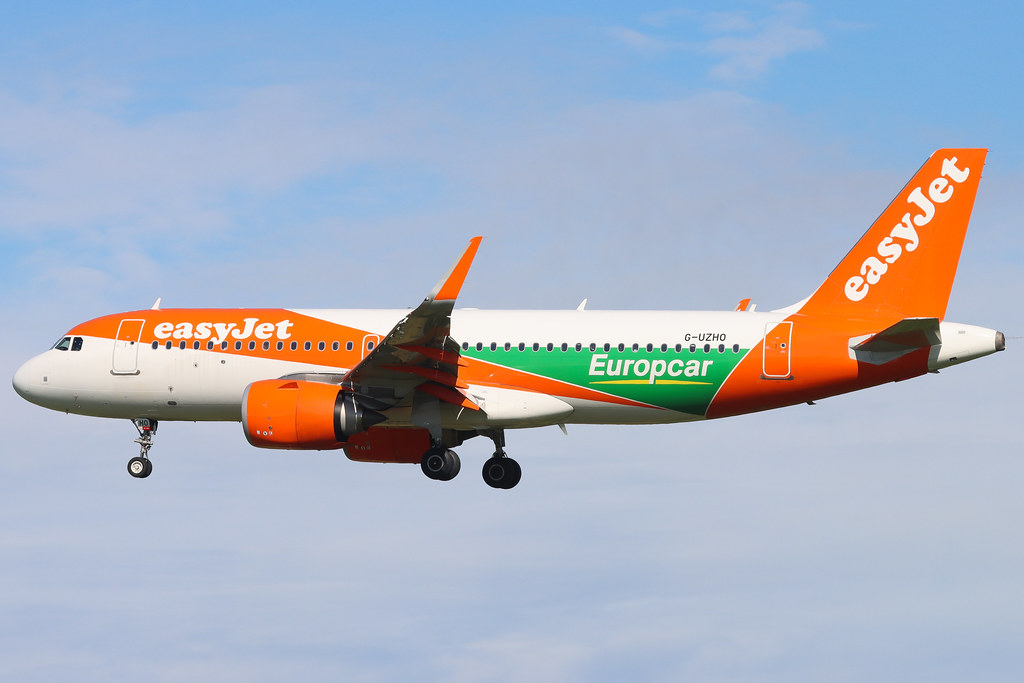 GUZHO GUZHO Airbus A320251 NEO Easyjet (Europcar livery… Flickr