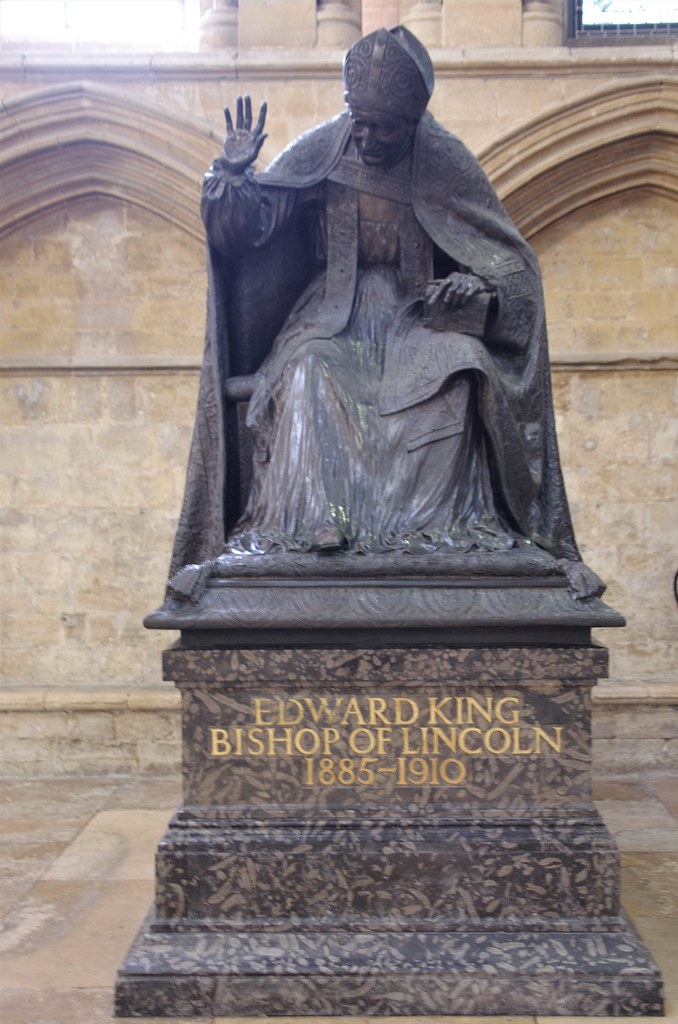 Lincoln Cathedral, Lincolnshire, UK One of the sculptures … Flickr