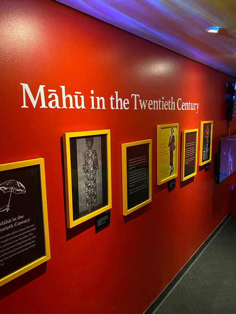 Museum "The Healer Stones of Kapaemahu" exhibition … Flickr