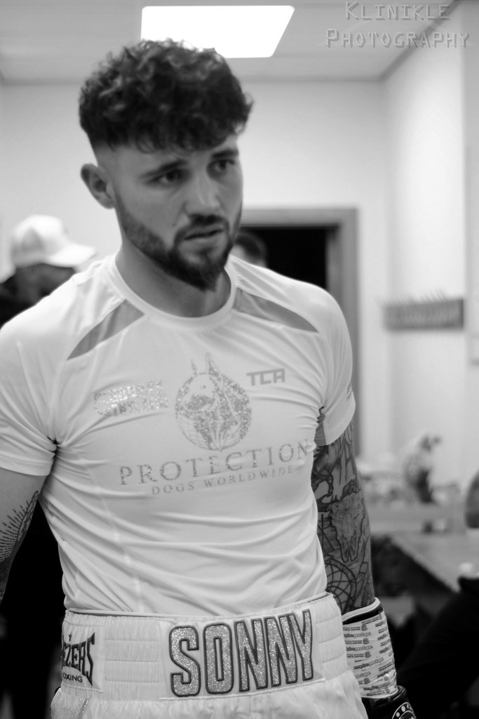 Boxing Doncaster Racecourse 8th October 2022 Sonny Taylo… Flickr