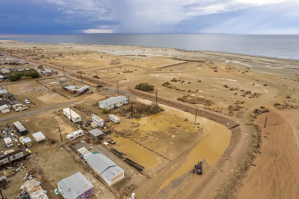 Bombay Beach flooding October 15, 2022 Ominous clouds, l… Flickr