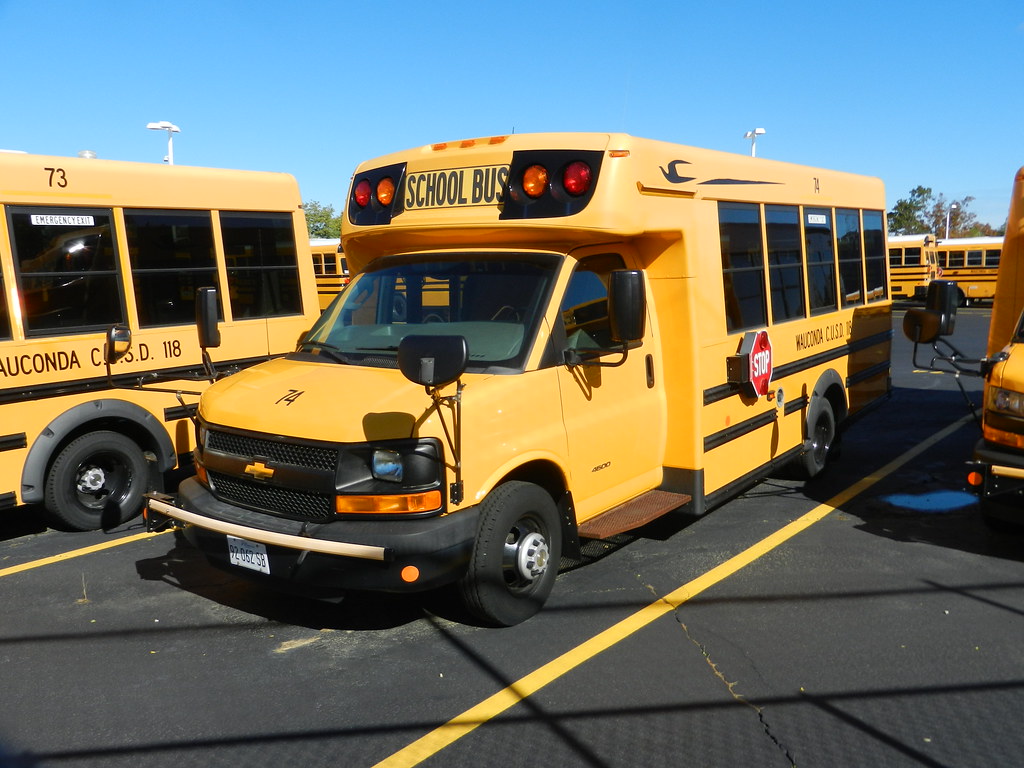 Wauconda Community Unit School District 118 74 Bus lot … Flickr