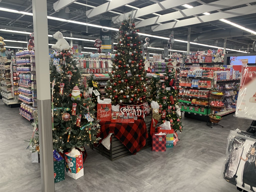 La Crosse General Merchandise/Clothing Grand Opening Mike Patterson