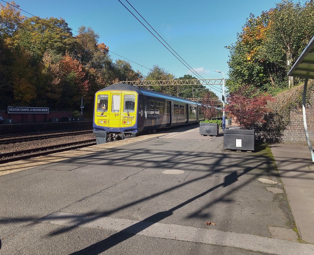 Heaton Chapel Edge 425 Flickr