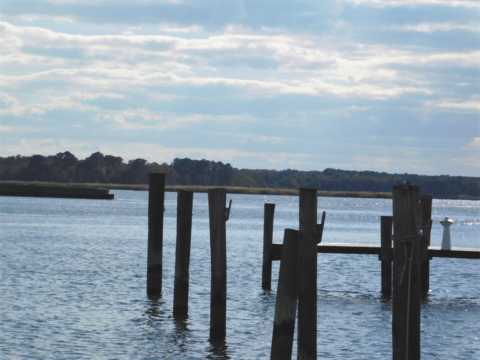 Kent Narrows Looking south from the pier at the Narrows re… Flickr