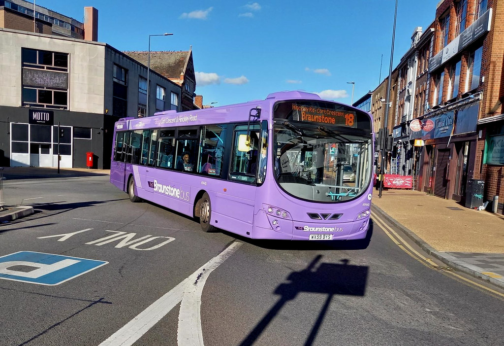 Oct22 First Leicester 'Braunstone Bus' 69440 WX59BYS Leic… Flickr