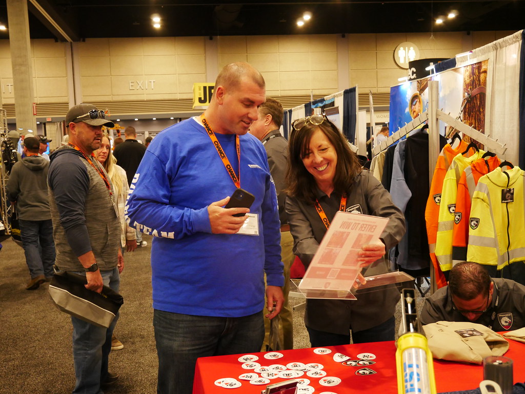 P1000677 Endeavor Business Media Flickr